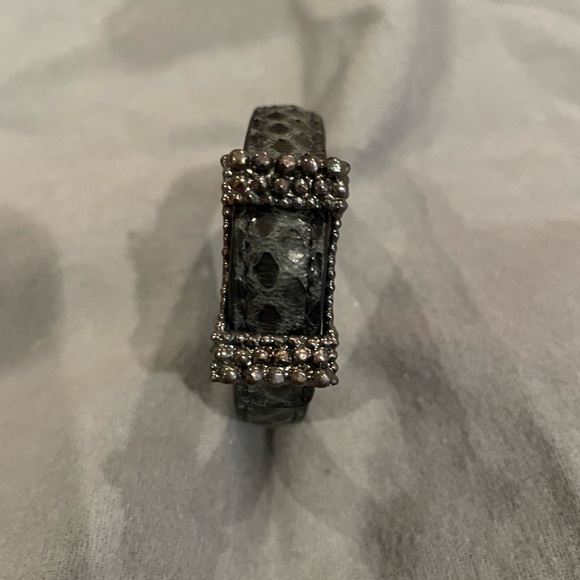 BOTTEGA VENETA leather bracelet with sterling silver buckle. - Picture 1 of 4
